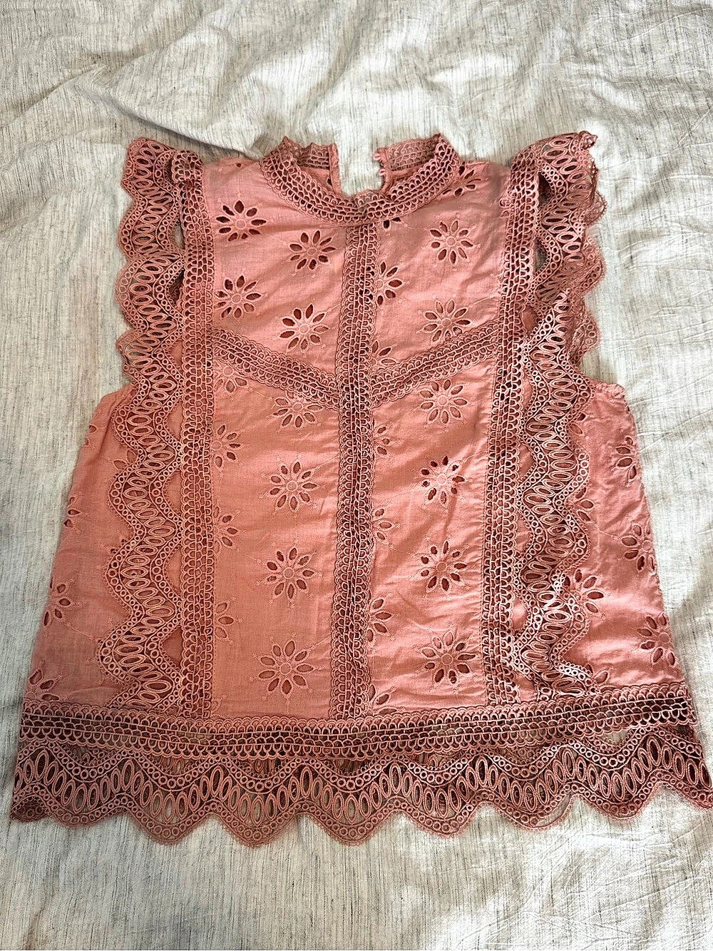 entro Floral Lace Trim Eyelet Blouse in Pink Size Medium